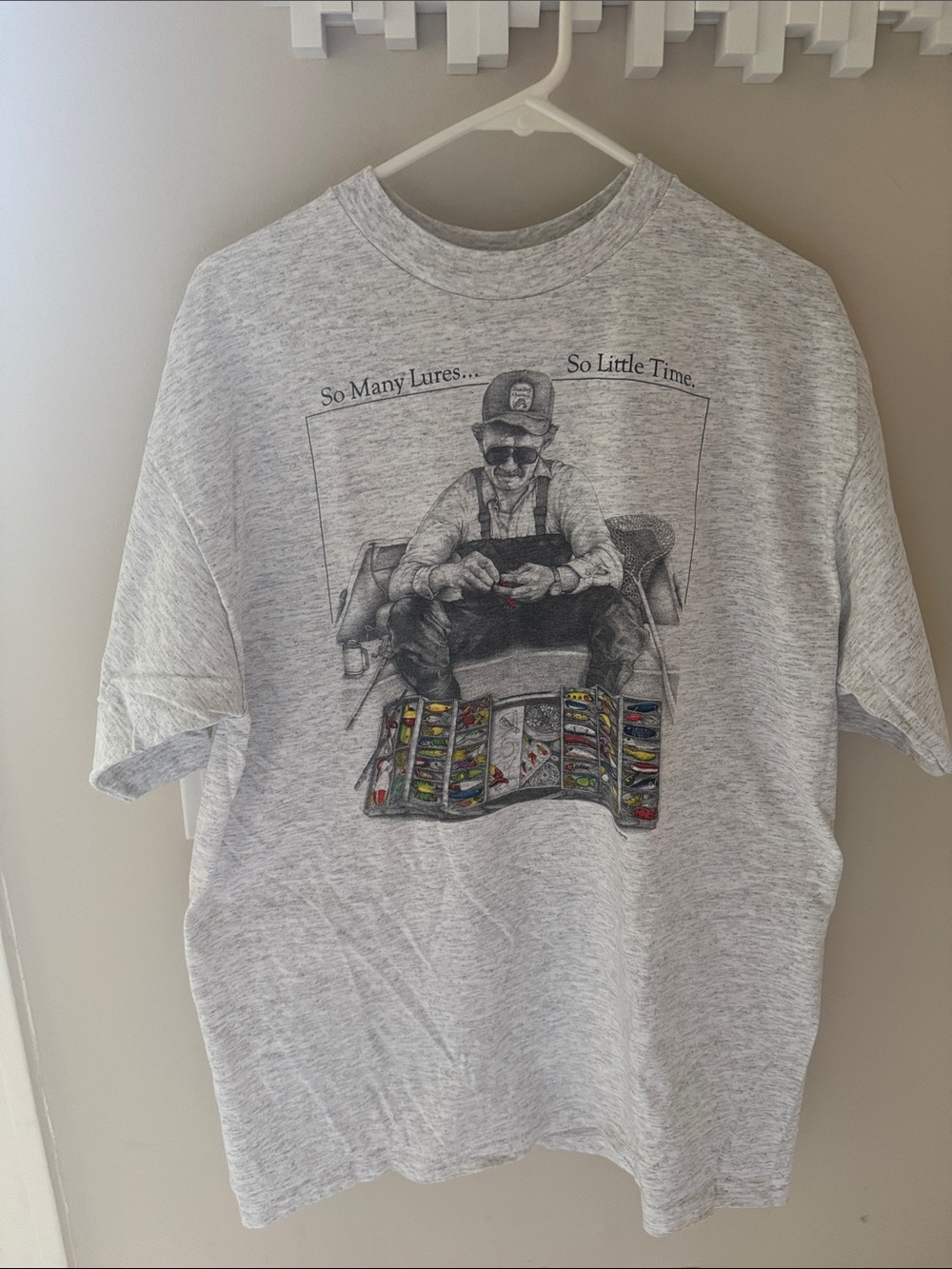 Vintage 90s All Sport Proweight Fishing T Shirt So Many Lures Made USA XL - Picture 2 of 4